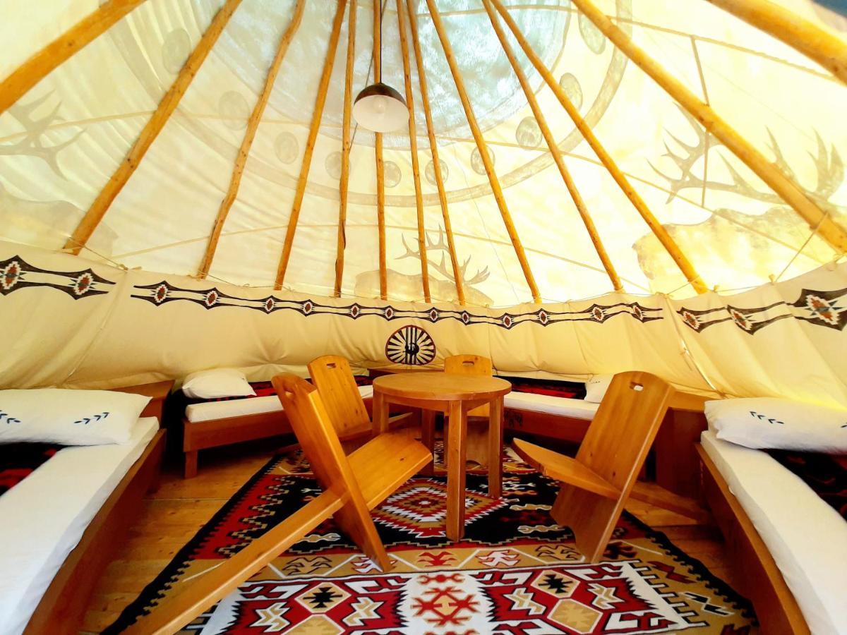 El Paso City, Zlatibor - Unique Wooden Cottages, Treehouse, Wild West Rooms, Accommodation 1-6 People Exterior foto