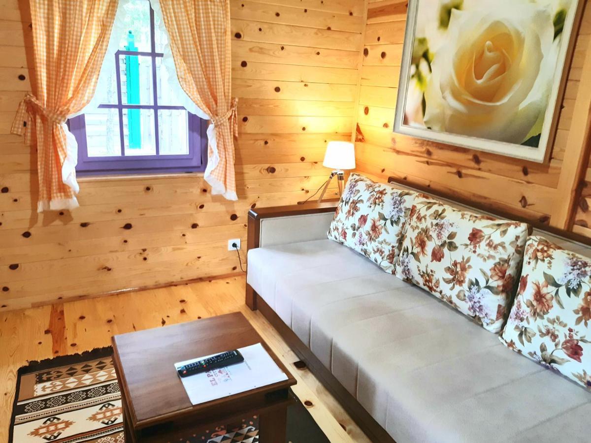 El Paso City, Zlatibor - Unique Wooden Cottages, Treehouse, Wild West Rooms, Accommodation 1-6 People Exterior foto